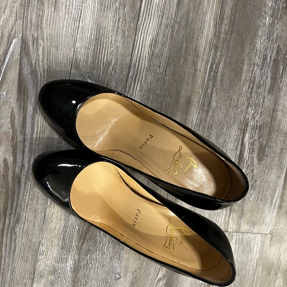 Christian Louboutin Black Fifille Patent Round Toe Classic Stiletto Pumps - Picture 6 of 11